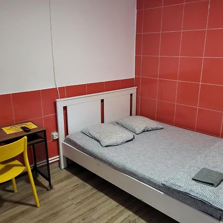 Banat 4 Hostel Bucureşti Eksteriør bilde