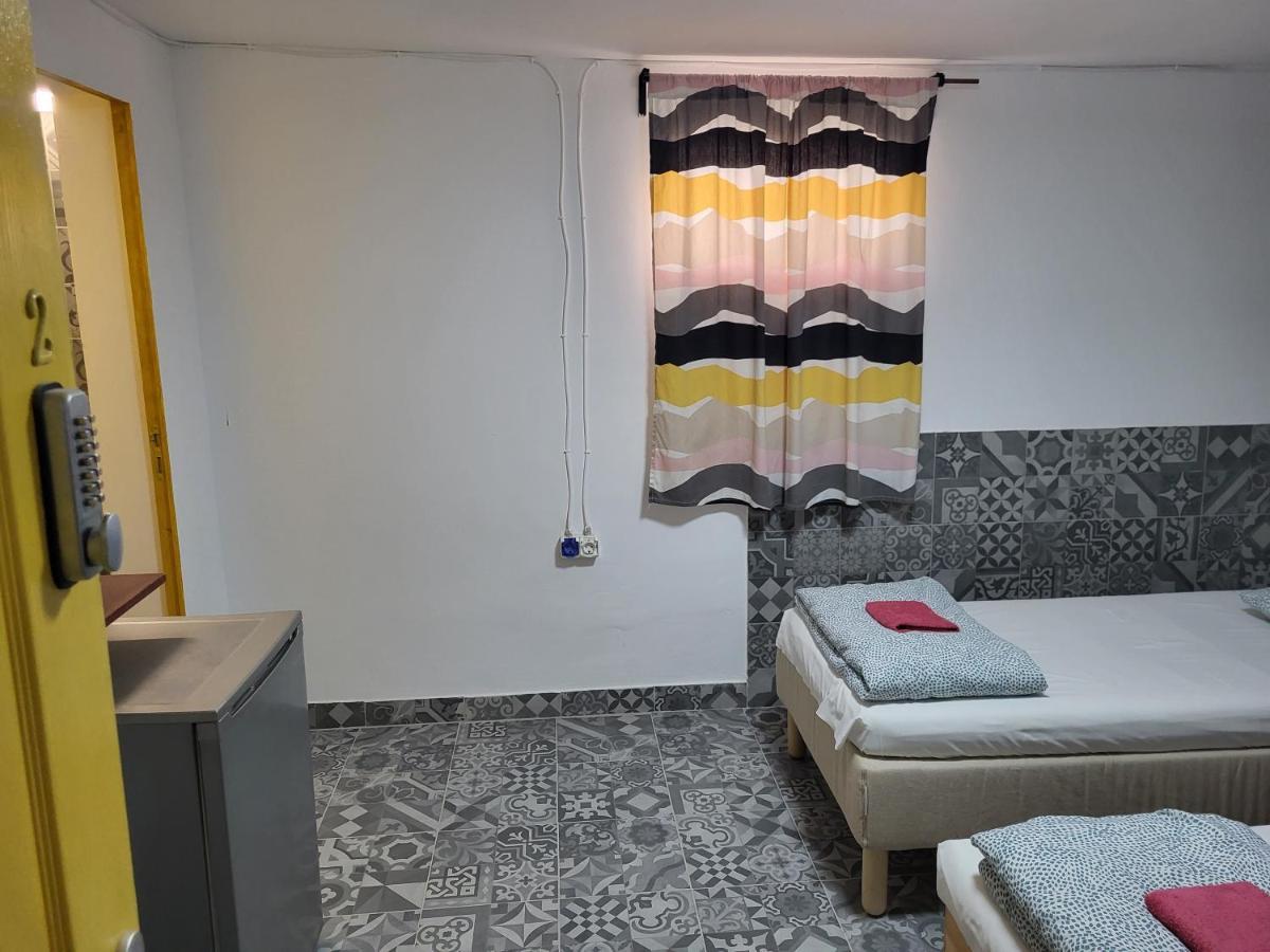 Banat 4 Hostel Bucureşti Eksteriør bilde